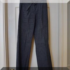 H05. BCBG Max Azria gray linen pants. Size 0. 